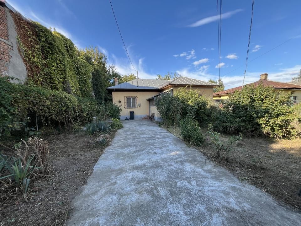 Casa pe parter 3 camere ingrijita curte si gradina Gaesti Nord – fotografia 14 din 35