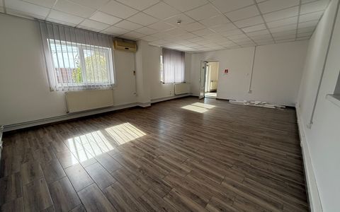 Spatiu birouri, 228 mp Carcea, zona Ford
