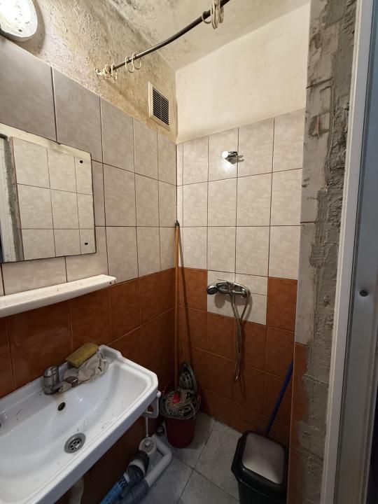 Apartament cu o camera, 22 mp utili, parter - COMPLEXUL STUDENTESC – fotografia 3 din 5