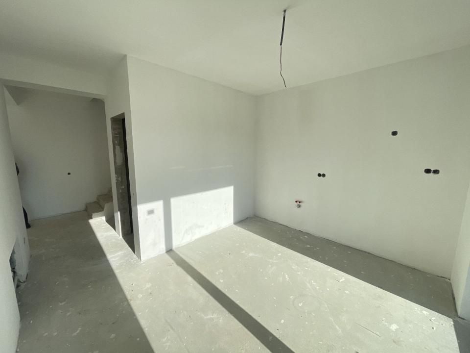 Ocazie! Casa in Feleac, 4 camere, 2 garaje, 140 mp, 1000 mp teren, panorama! – fotografia 9 din 13
