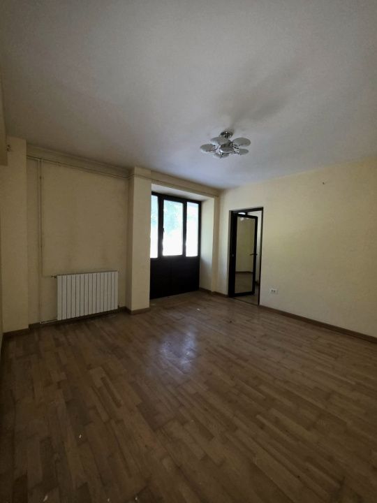 Apartament 3 camere situat pe Bd. Tomis- Sala Sporturilor – fotografia 6 din 11