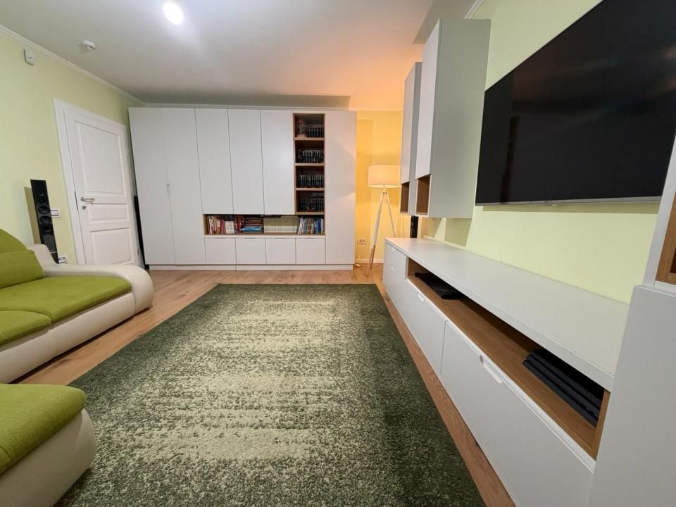 Apartament 3 camere complet renovat, garaj + parcare, aproape de centru – fotografia 9 din 11