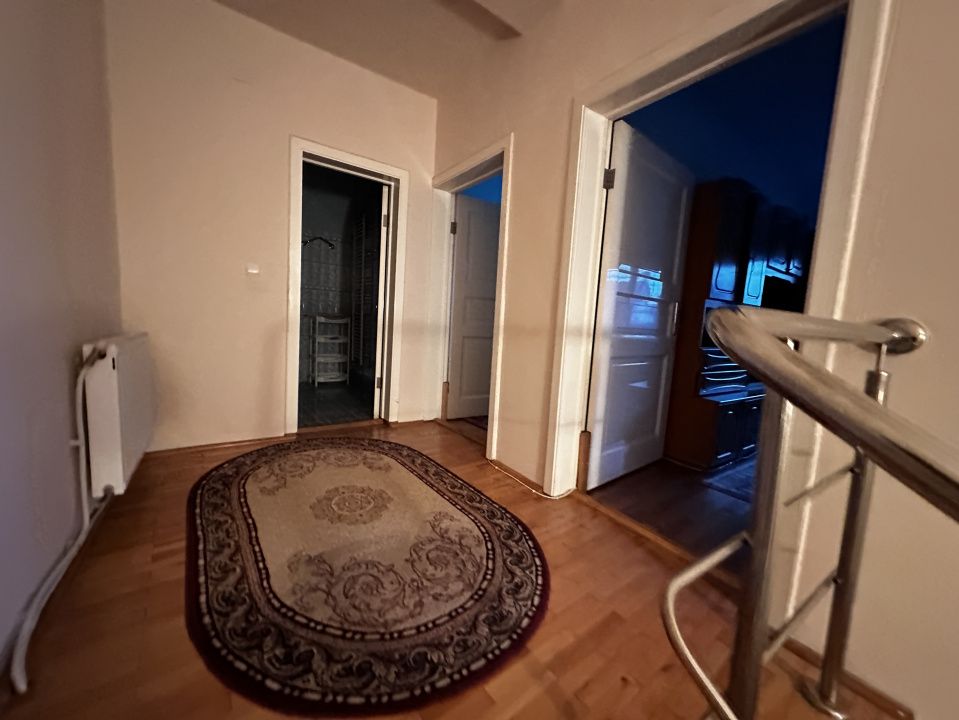 Vanzare Casa 7 Camere Renovata P+M cu 750 mp Teren acces 2 strazi topAlba CENTRU – fotografia 32 din 40