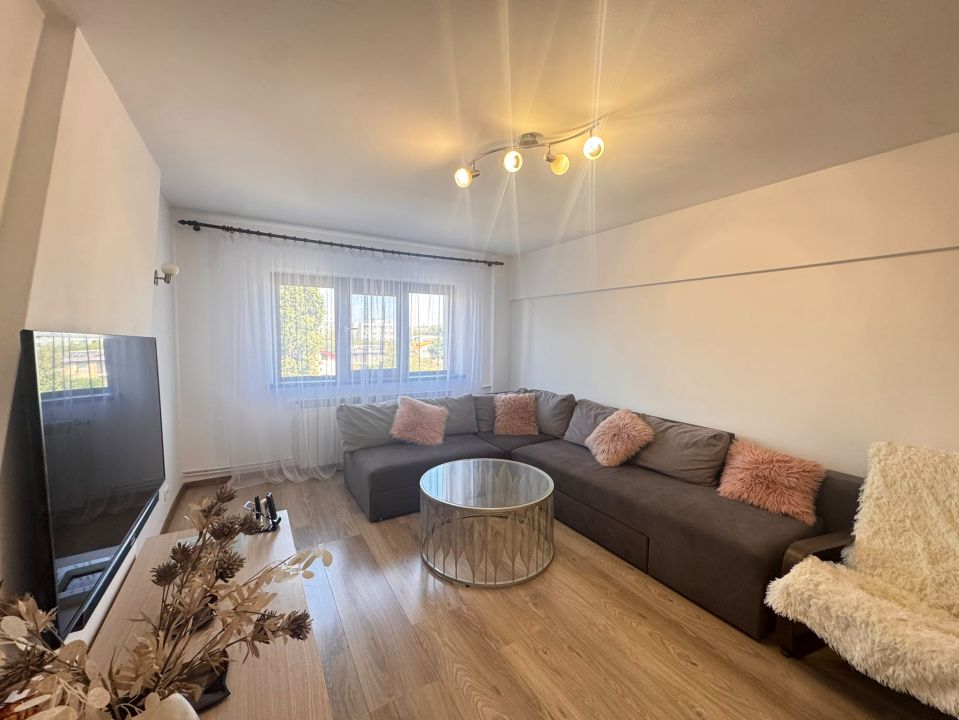 Apartament 3 camere decomandat, renovat integral, de vânzare în KM 5 – Constanța – fotografia 11 din 17