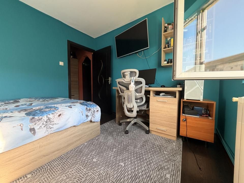Apartament 4 camere, decomandat, 70 mp utili, boxa, etaj 3 - Soarelui – fotografia 7 din 14