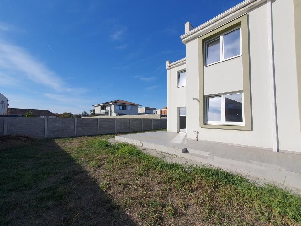 Casa insiruita tip cvadruplex, 119,7 mp utili, teren 402 mp in Mosnita Noua – fotografia 26 din 30