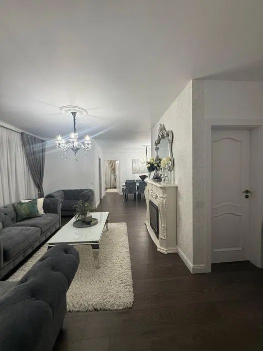 Apartament 3 camere, 80 mp, garaj inclus in pret,zona Vivo – fotografia 2 din 8