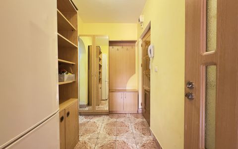 Apartament cu 2 camere | semidecomandat | Milcov - de vanzare