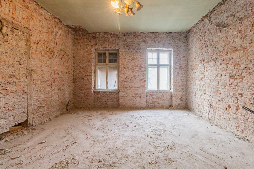 Proiect de restaurare lângă Cetatea Prejmer,  casă și teren de 5.458 mp – fotografia 21 din 35