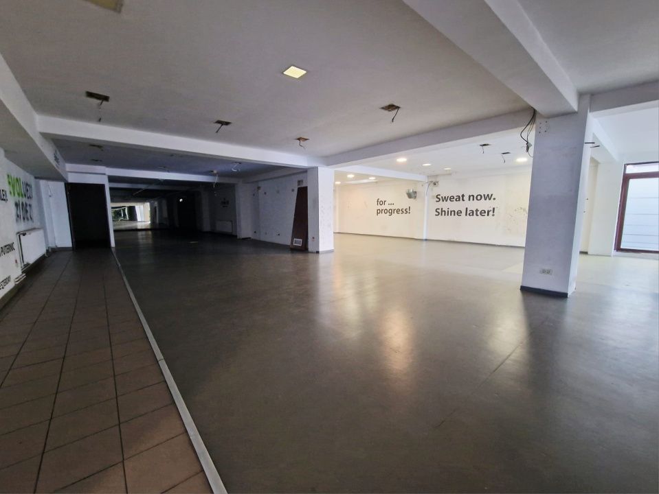 Spatiu comercial versatil, pe strada Plopilor – fotografia 3 din 9