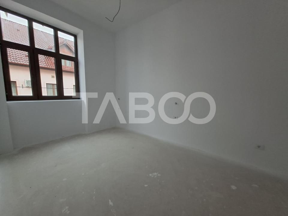 Apartament de vanzare 3 camere 3 bai zona centrala - predare la ALB – fotografia 2 din 11