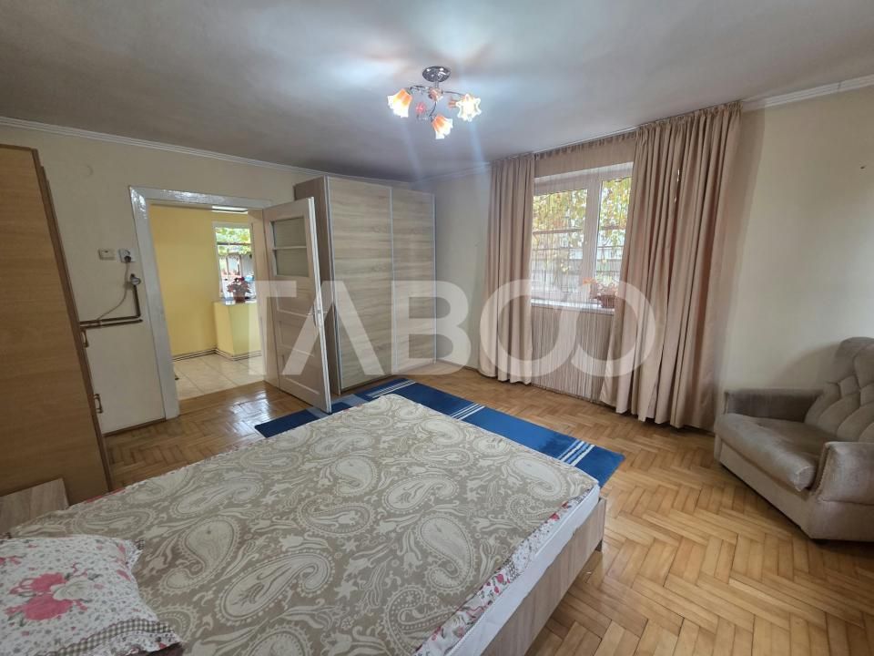 Casa individuala de vanzare 3 camere curte si gradina Beclean – fotografia 12 din 16
