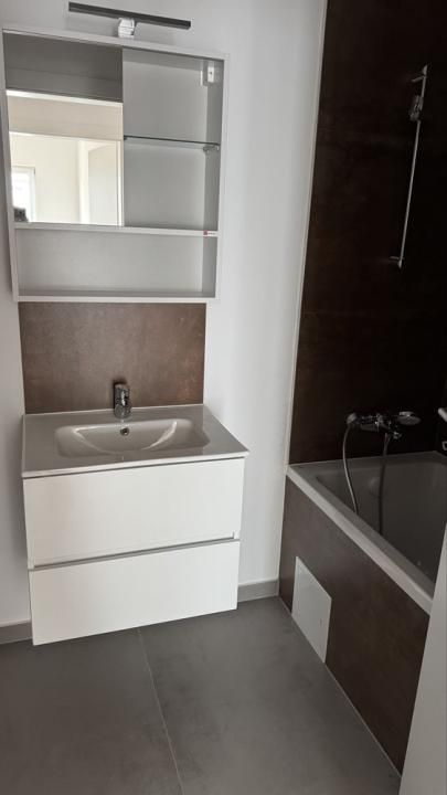 2 camere | Bloc nou in oras | Loc parcare | Zona excelenta – fotografia 4 din 6