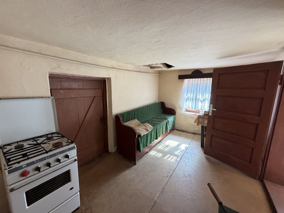 CASA Vintu D+P+E+M cu 4100 mp .Teren Intravilan si Extravilan Utilitati – fotografia 65 din 70