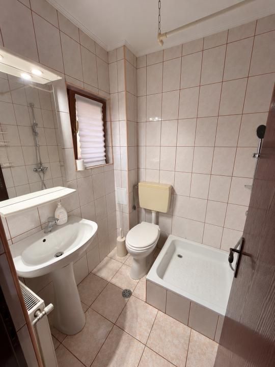 Casa cu 4 camere de inchiriat, Universitatii, cartier Europa, Oradea – fotografia 6 din 11