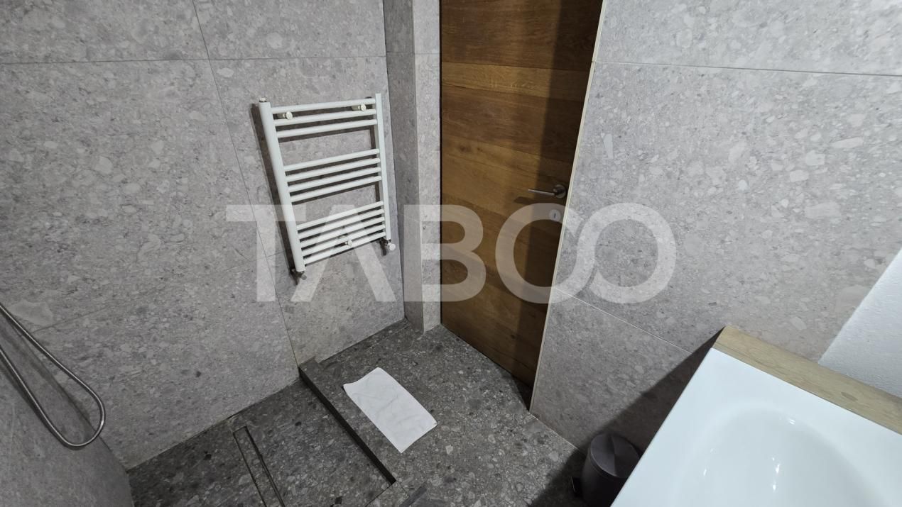 Doua garsoniere de vanzare pentru regim hotelier zona Orasului De jos – fotografia 12 din 12
