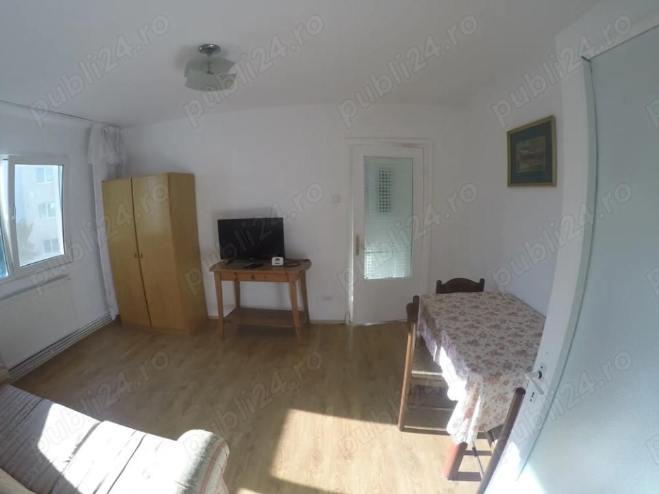 Apartament 3 camere, etaj intermediar, mobilat, zona strada Mehedinti - Manastu! – fotografia 2 din 8