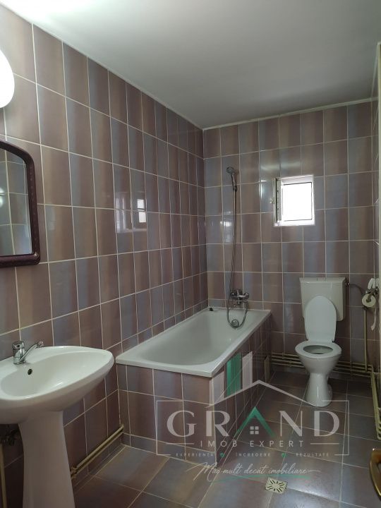 Casa individuală de închiriat | 3 camere | Curte | Terasă | Garaj | Gazon | Jucu – fotografia 9 din 11