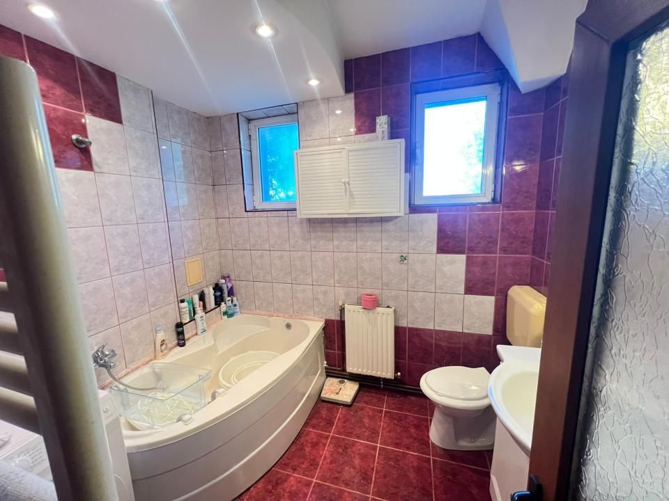 Apartament-2-Camere-Decomandat-La-Casa-Pivnita-Pod-Curte-Comuna – fotografia 9 din 14