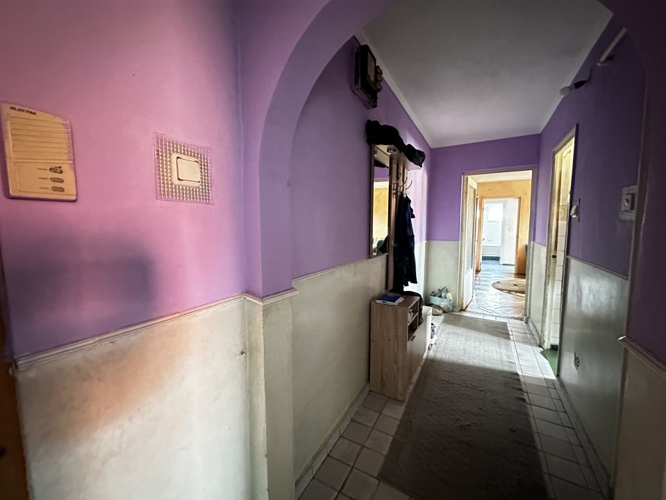 Apartament 3 Camere Vanzare CETATE Flanco Etaj 1, Nefinisat, Centrala Termopane – fotografia 7 din 16