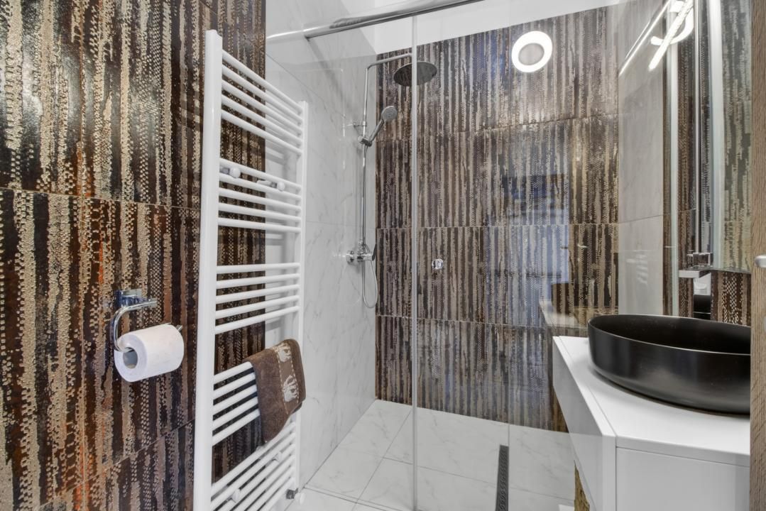 Închiriere casa modernă cu 3 camere, teren 1450 mp - zona Stupini, Brasov – fotografia 7 din 18