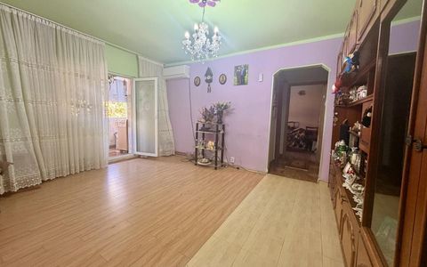 Apartament cu 3 camere, 2 bai, 63 mp utili - Aradului