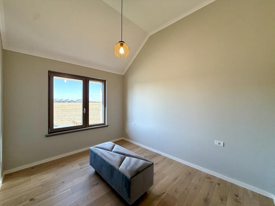 Casa spatioasa, 5 camere, 121 mp utili, 340 mp teren - Dumbravita – fotografia 9 din 15