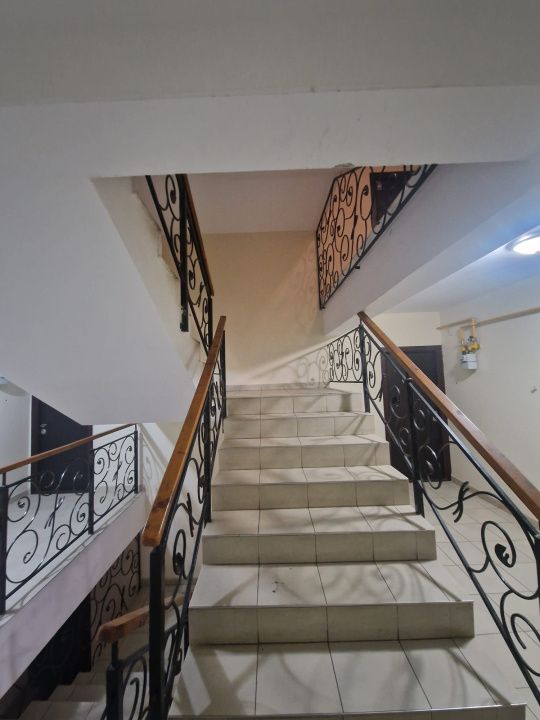 3 camere semidecomandat, Floresti – fotografia 10 din 11