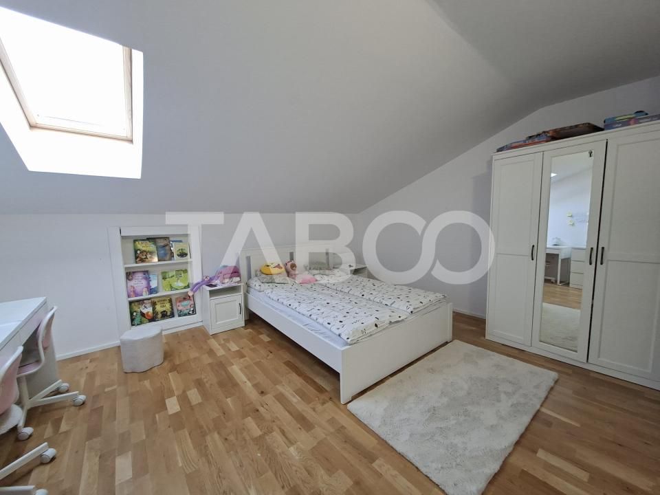 Casa de locuit + spatiu comercial de vanzare in Cisnadie – fotografia 8 din 23