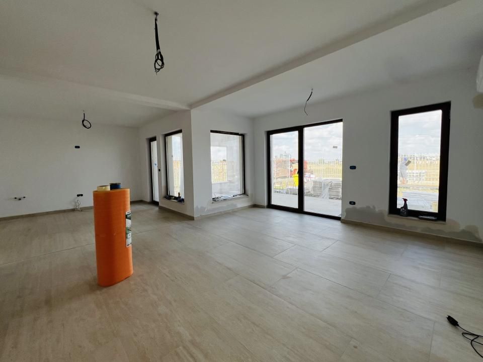 Duplex cubic 3 dormitoare, proiect diferit - Dumbravita – fotografia 14 din 19