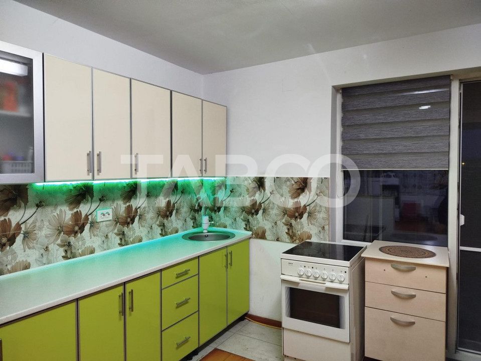 Casa de vanzare  cu garaj si curte 147 mpu in Sura Mare Sibiu – fotografia 4 din 11