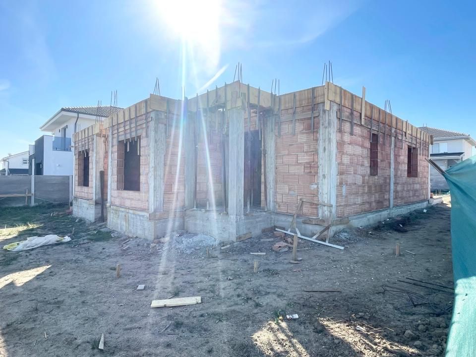 Duplex cu 5 camere separat prin spatiu tehnic - Urseni-Mosnita Noua – fotografia 1 din 4