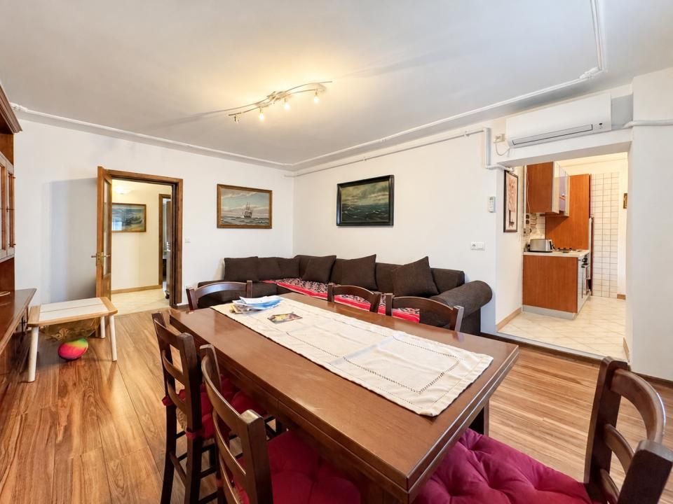 Faleza nord, vedere frontală la mare, apartament cu 4 camere, termen lung – fotografia 3 din 15