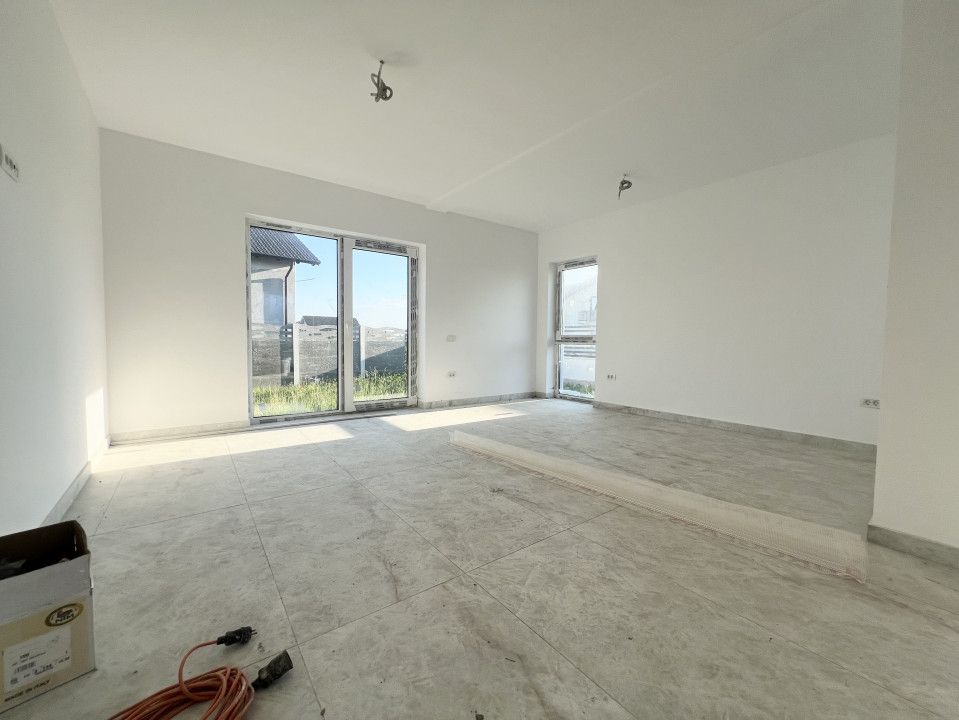 Casa individuala 5 camere, 143mp utili, 563mp teren- Giarmata – fotografia 2 din 17
