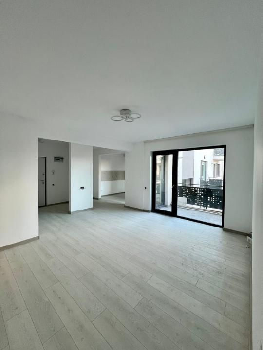 Apartament 3 camere, 70 mp, zona IRA – fotografia 2 din 17