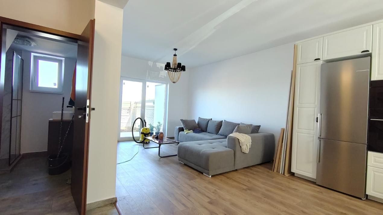 Vila de Vanzare Chiajna situate intre Padure si Lac,Comison 0 – fotografia 5 din 27