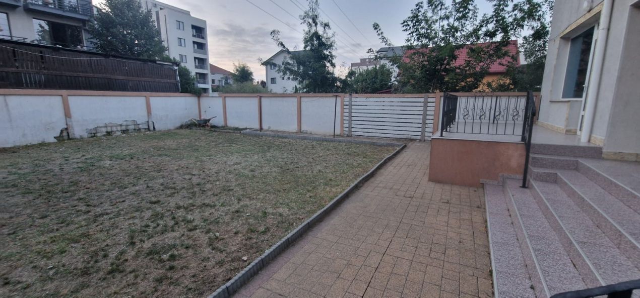 Pensiune cu 10 camere de vanzare in zona Mamaia-Sat - LIDL – fotografia 28 din 31