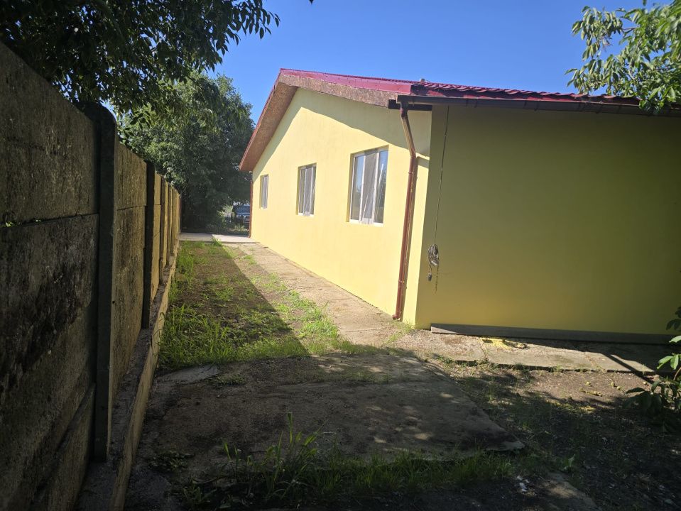TUZLA | CASA 3 CAMERE | 300MP TEREN | CARTIERUL NOU – fotografia 2 din 11