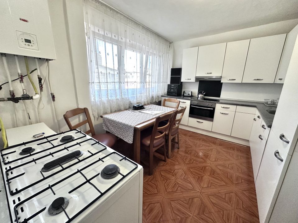 APARTAMENT DE INCHIRIAT I CETATE I ETAJ 1 I 2 BAI I MOBILAT COMPLET I – fotografia 9 din 21