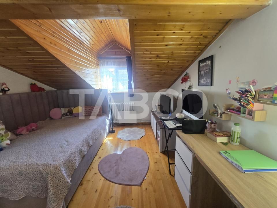 Apartament 2 camere de vanzare la casa 77mp curte pivnita Sub Arini – fotografia 12 din 20