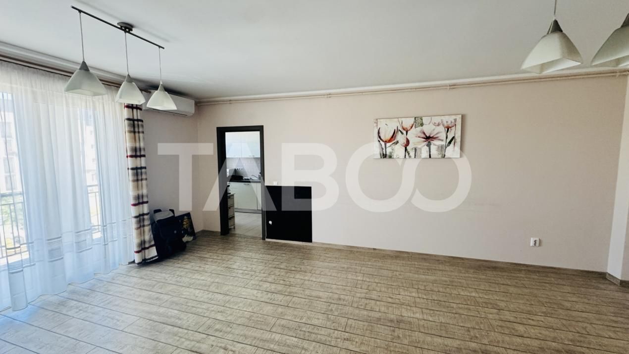 Apartament de vanzare 3 camere lift parcare bloc nou City Residence – fotografia 6 din 7