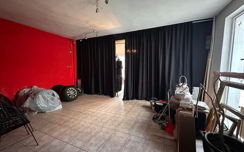 Spatiu Comercial D+P+1, situat in zona Centrala