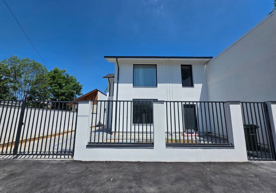 Casa 5 camere | Bucureștii Noi | Metrou | 2 locuri de parcare | Curte | – fotografia 10 din 10