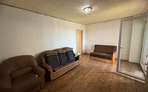 Apartament 4 camere, 76.55 mp, Calea București, zona Rotonda