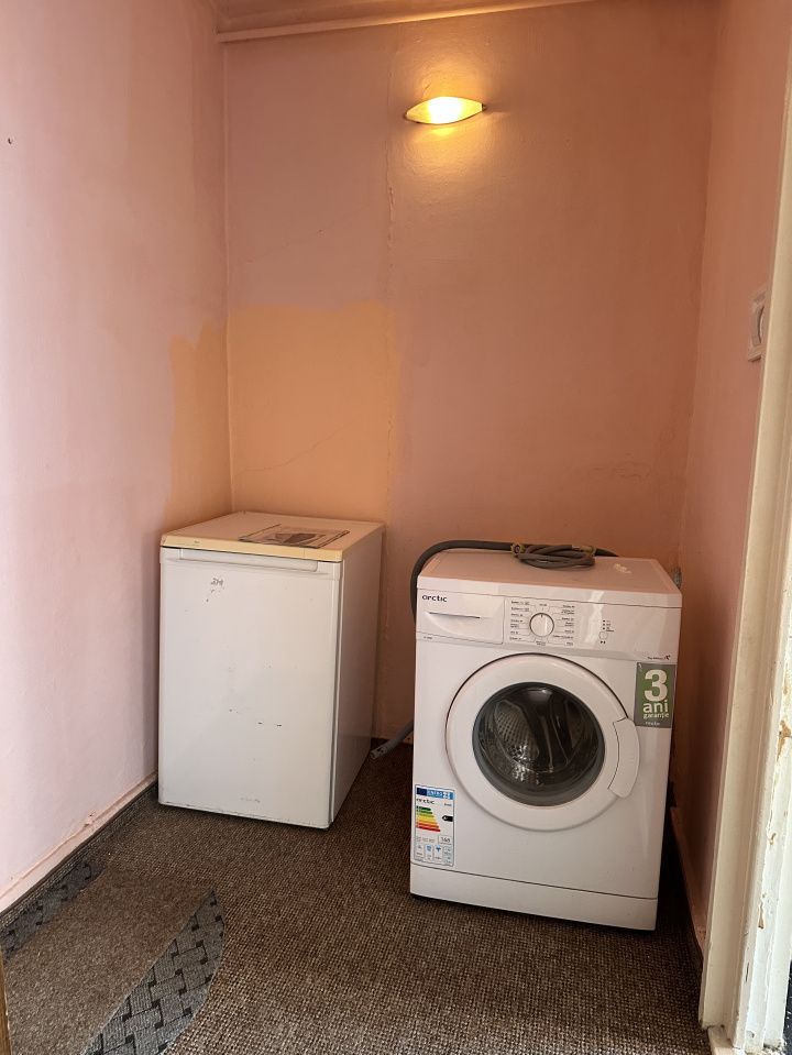 GARSONIERA DECOMANDATA I CETATE I 32 MP I ETAJ 2 I NERENOVATA I – fotografia 5 din 14