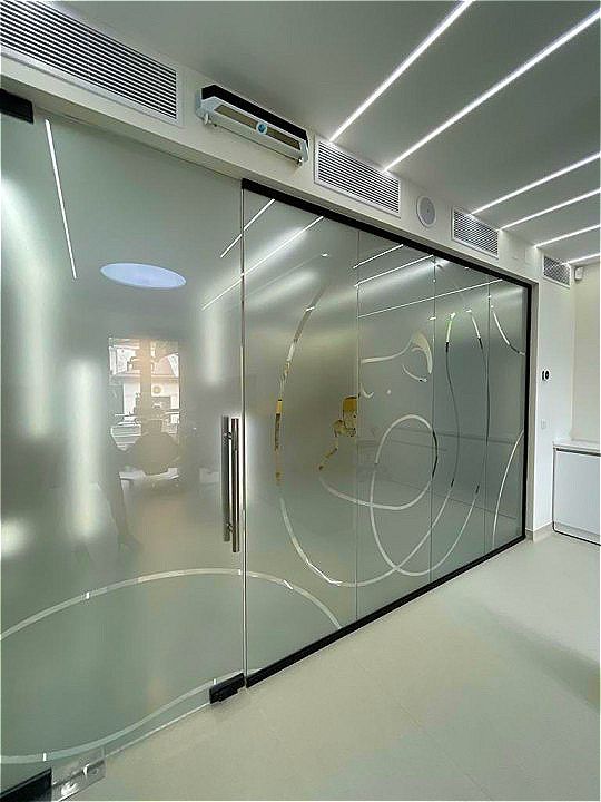 CLINICĂ PREMIUM ÎN FLOREASCA | 97 MP | VEDERE LA BULEVARD | 2 PARCĂRI – fotografia 2 din 13