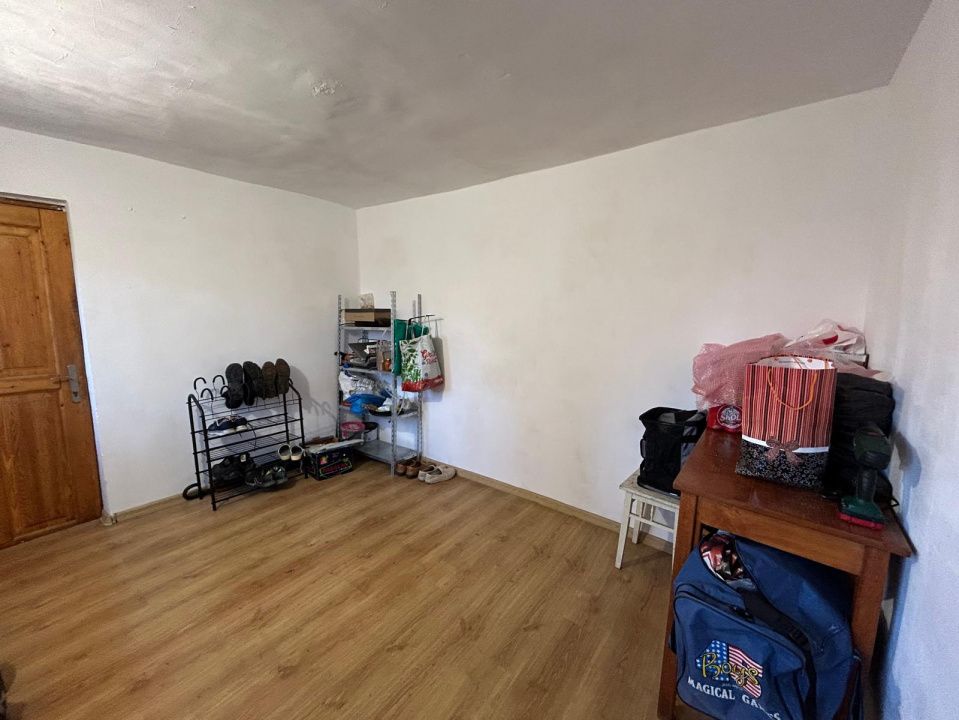 Casă cu 3 dormitoare și curte de 60 mp în Brâncoveanu, 183 mp teren – fotografia 7 din 15