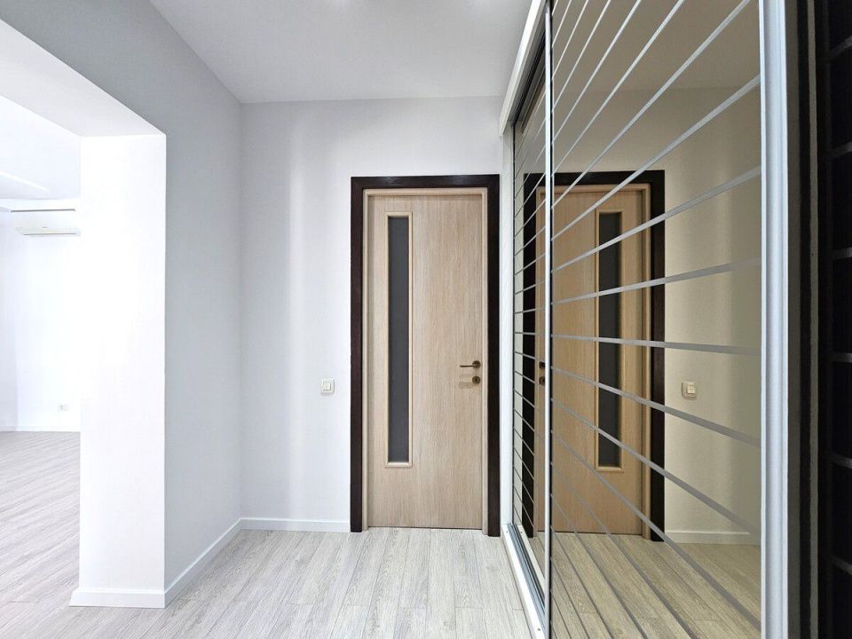 Baneasa Residential Park, 5 bedroom villa with courtyard, parking, garage – fotografia 23 din 34