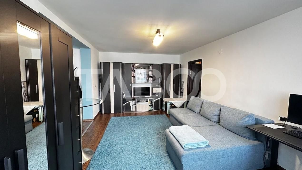 Apartament mobilat utilat 2 camere 2 locuri de parcare Calea Cisnadiei – fotografia 2 din 9
