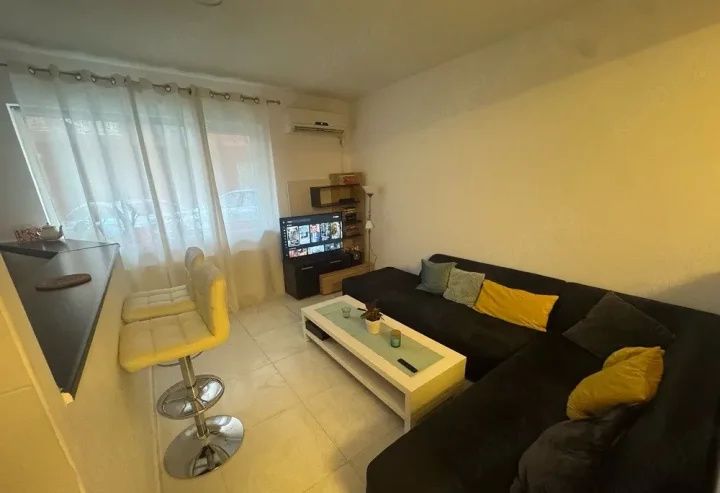 2 Camere de vanzare | Aparatorii Patriei | Metrou | Centrala proprie – fotografia 1 din 5
